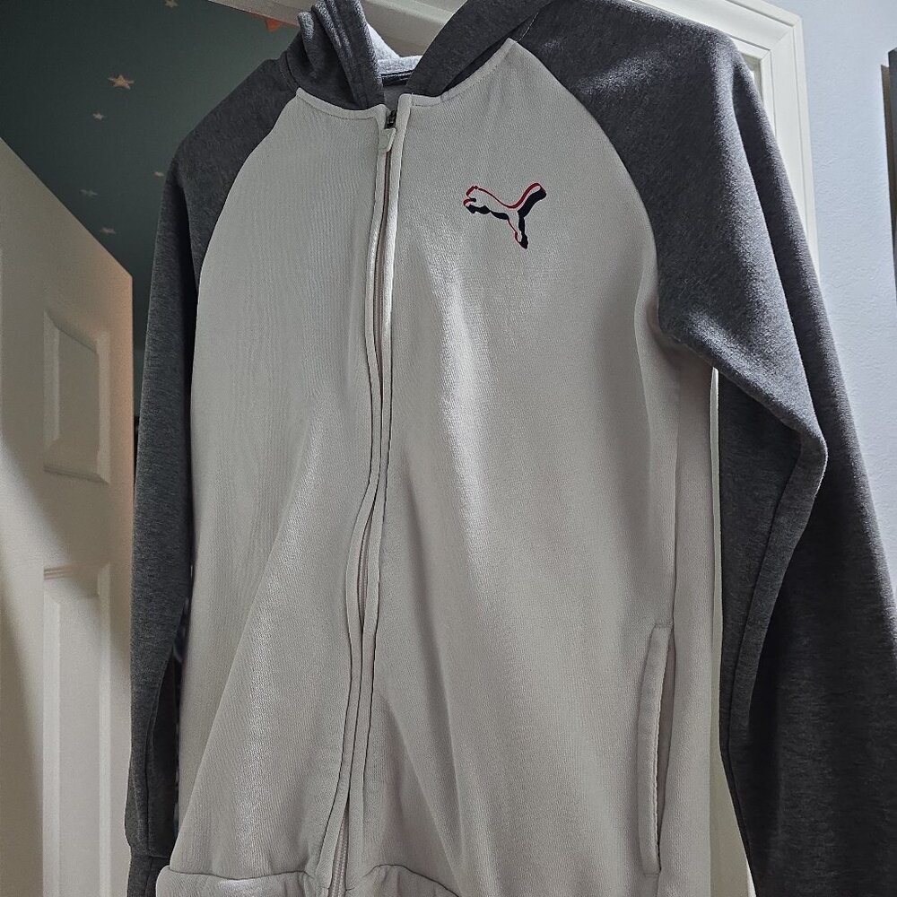 PUMA zip up hoodie sweatshirt